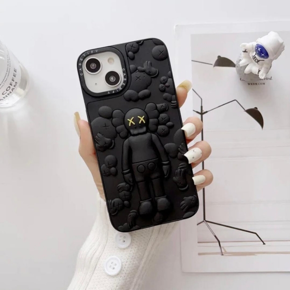 Phone cases for iphone KAWS 3D design - Picture 4 of 6